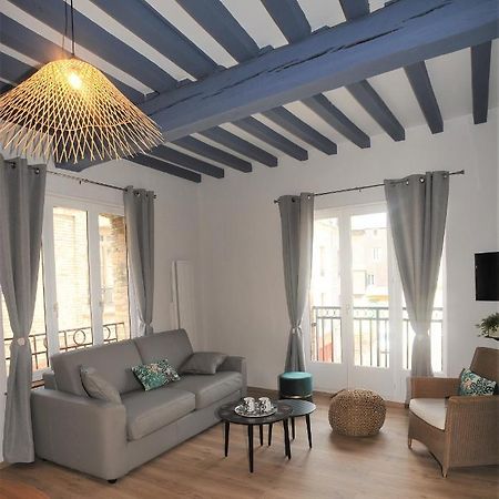 Au Colombage Bleu 2 A 4 Pers Apartment Dieppe Exterior foto