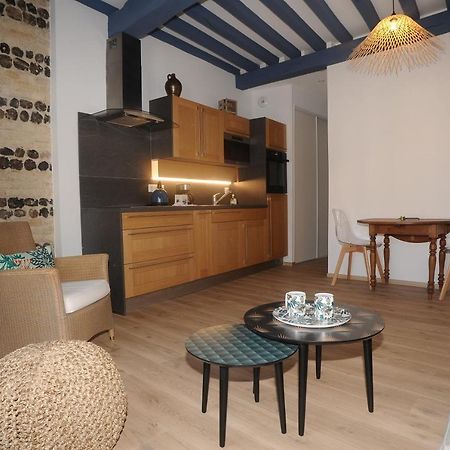 Au Colombage Bleu 2 A 4 Pers Apartment Dieppe Exterior foto