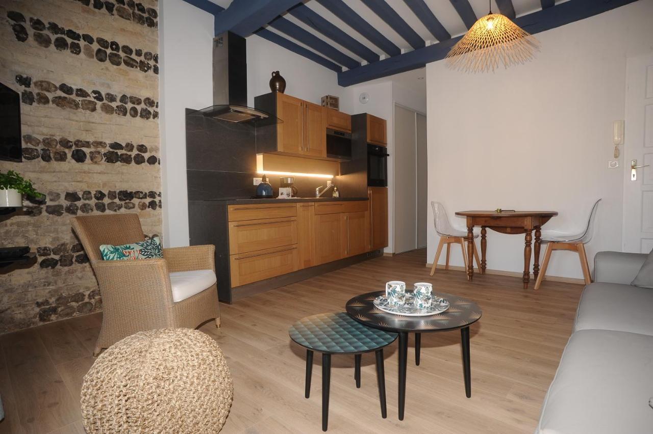 Au Colombage Bleu 2 A 4 Pers Apartment Dieppe Exterior foto